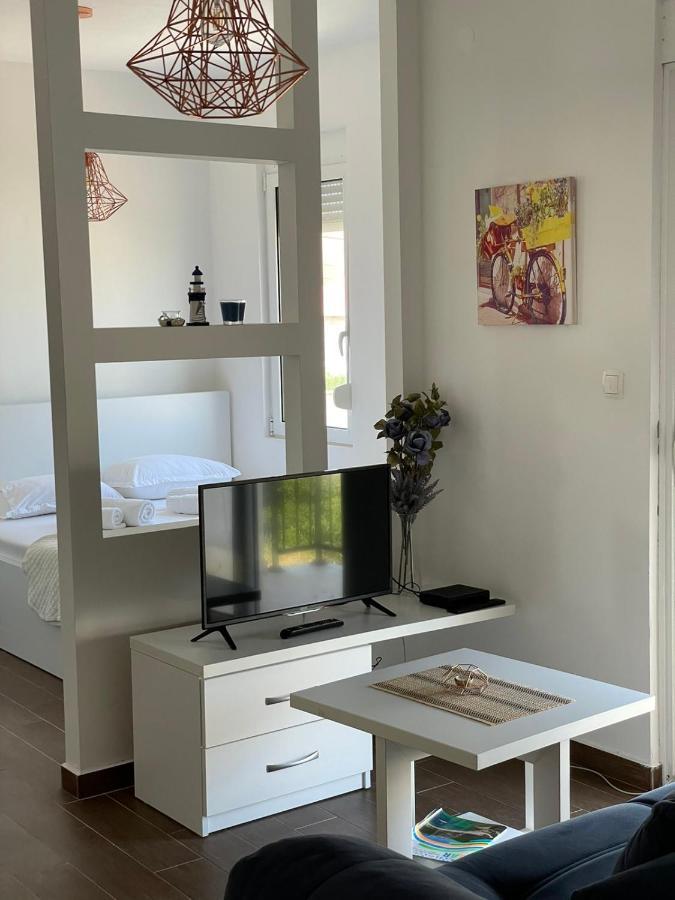 Apartments Tina Утєха Екстер'єр фото
