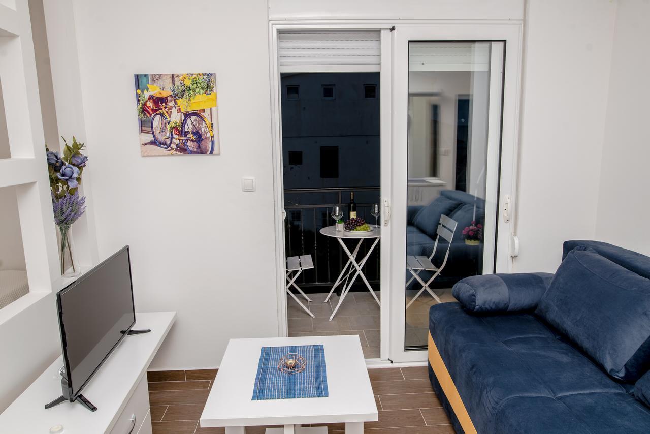 Apartments Tina Утєха Екстер'єр фото