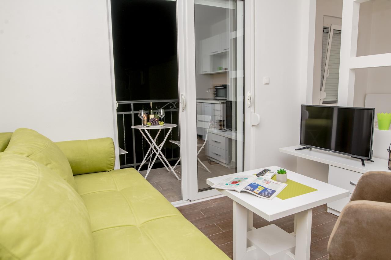 Apartments Tina Утєха Екстер'єр фото