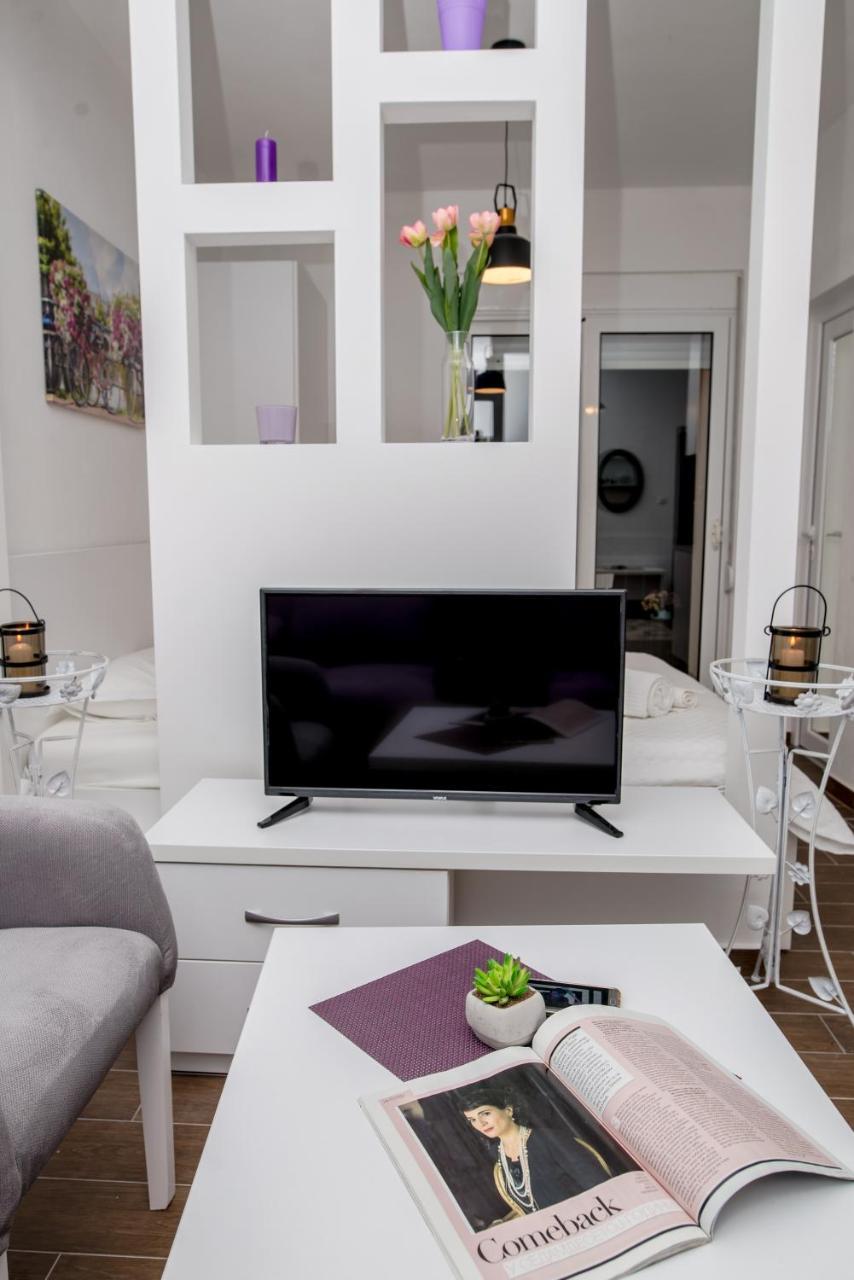 Apartments Tina Утєха Екстер'єр фото